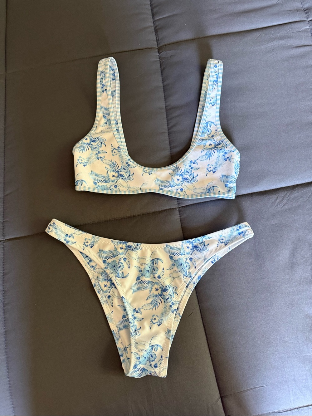 Kulani Kinis Bikini Set